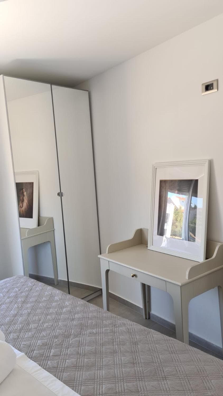 Bedroom, Swimming pool