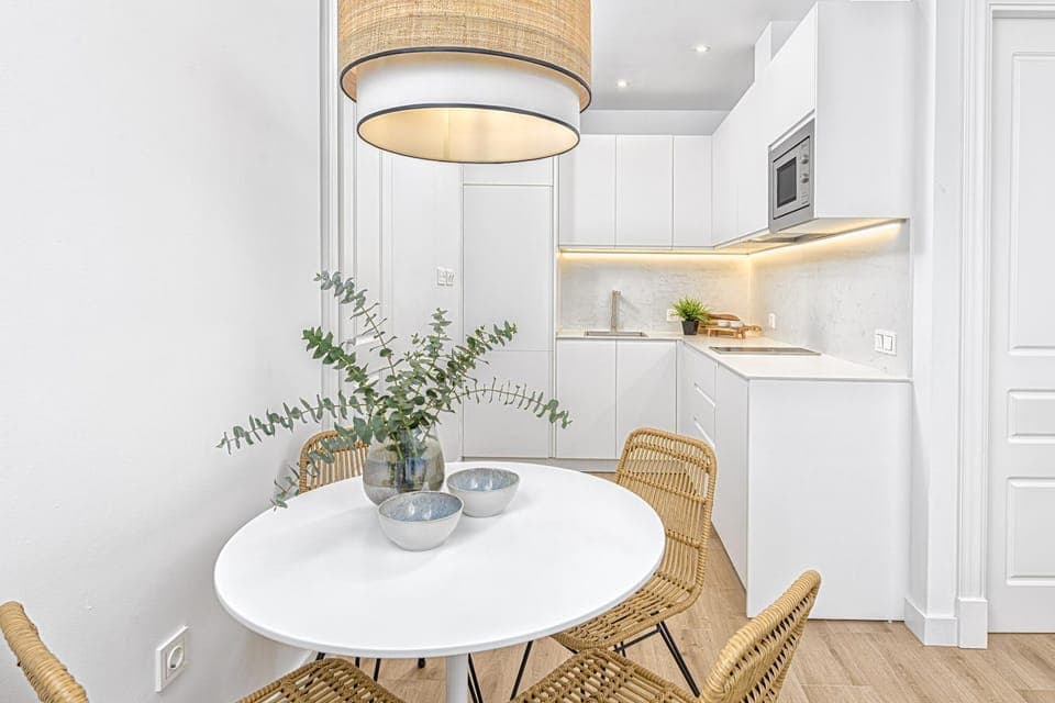 Kitchen or kitchenette, Dining area, kitchen