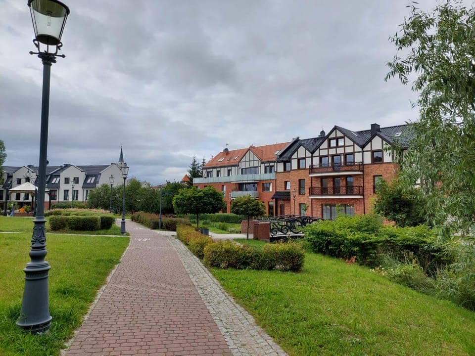 Neighbourhood, River view