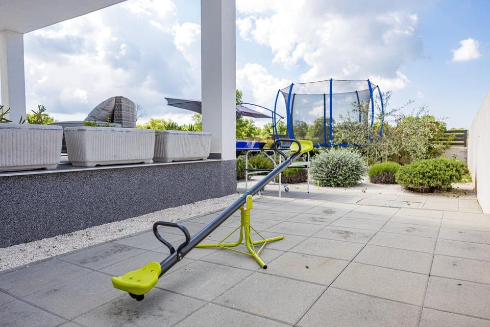 Day, Children play ground, Garden