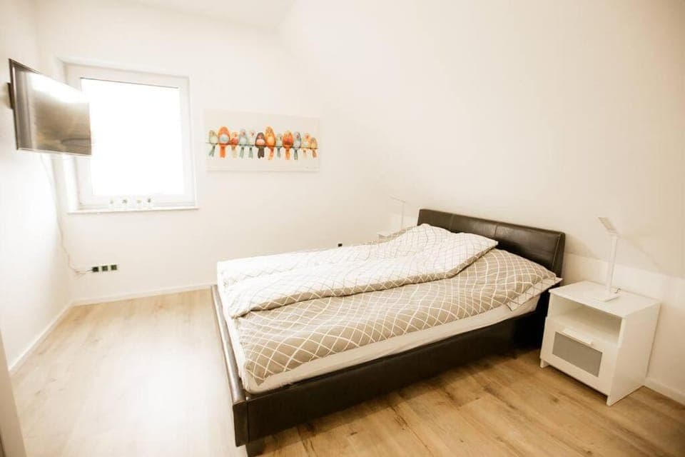 Bed, Bedroom