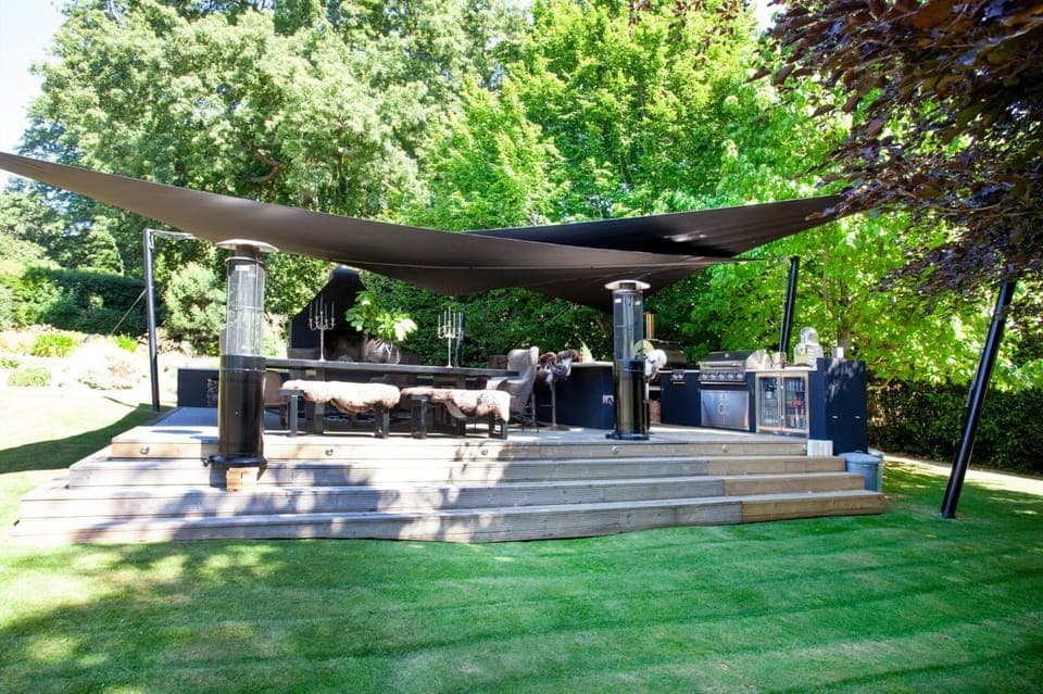 Patio, BBQ facilities, Garden