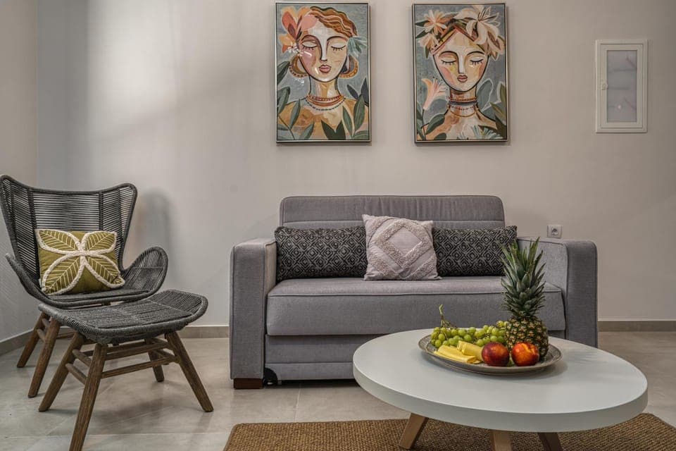 Living room, Seating area