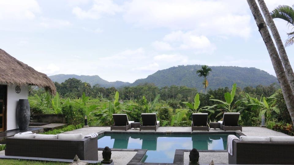 Day, Natural landscape, Garden view, Mountain view, Pool view, Swimming pool