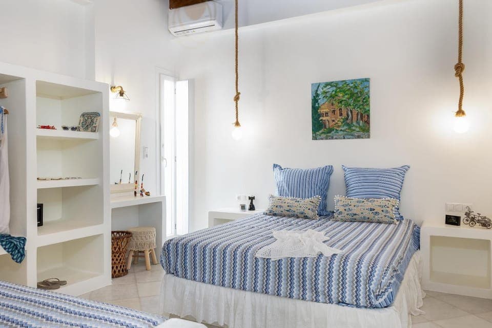 Bed, Bedroom, wardrobe