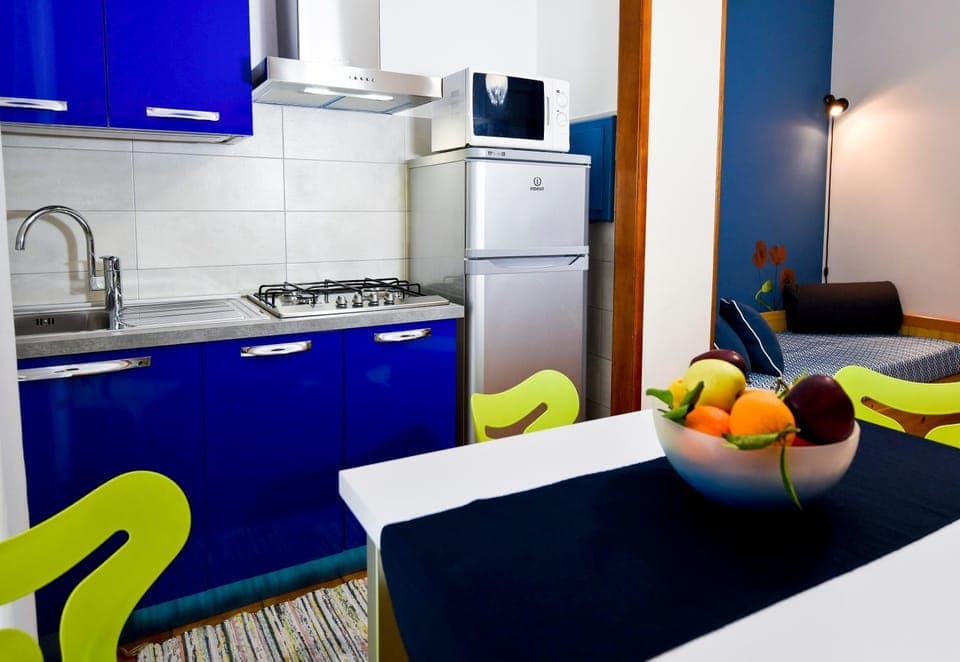 Kitchen or kitchenette, Living room, Dining area