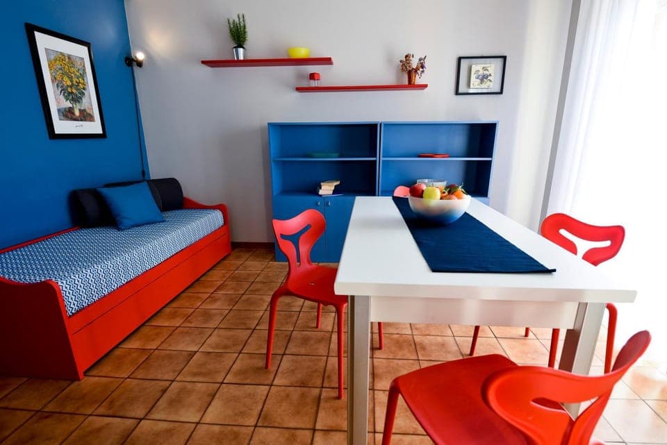 Living room, Dining area