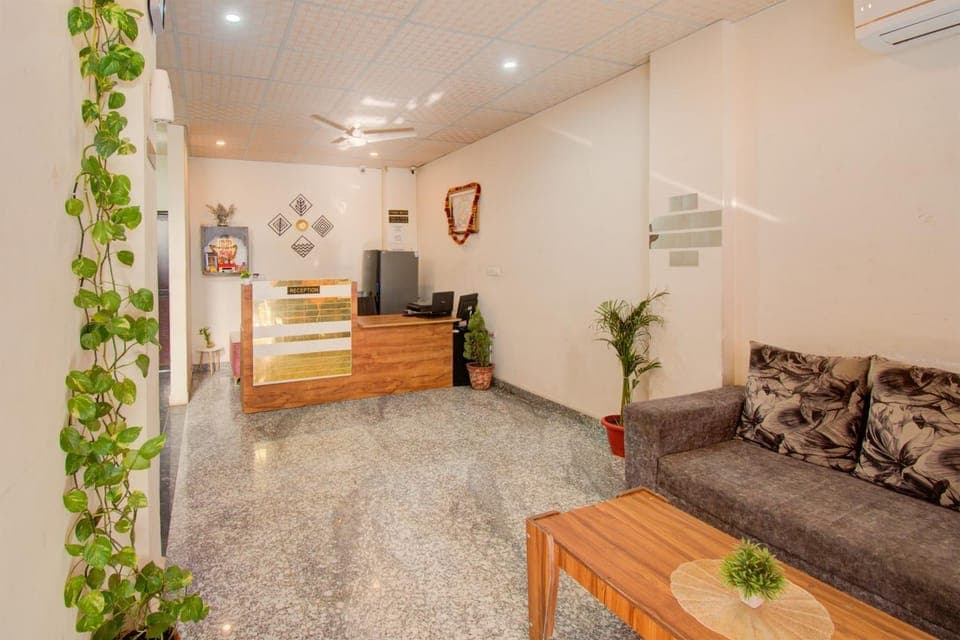 Lobby or reception, Lobby or reception