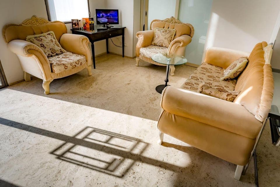 Communal lounge/ TV room, TV and multimedia, Living room, Seating area, Evening entertainment