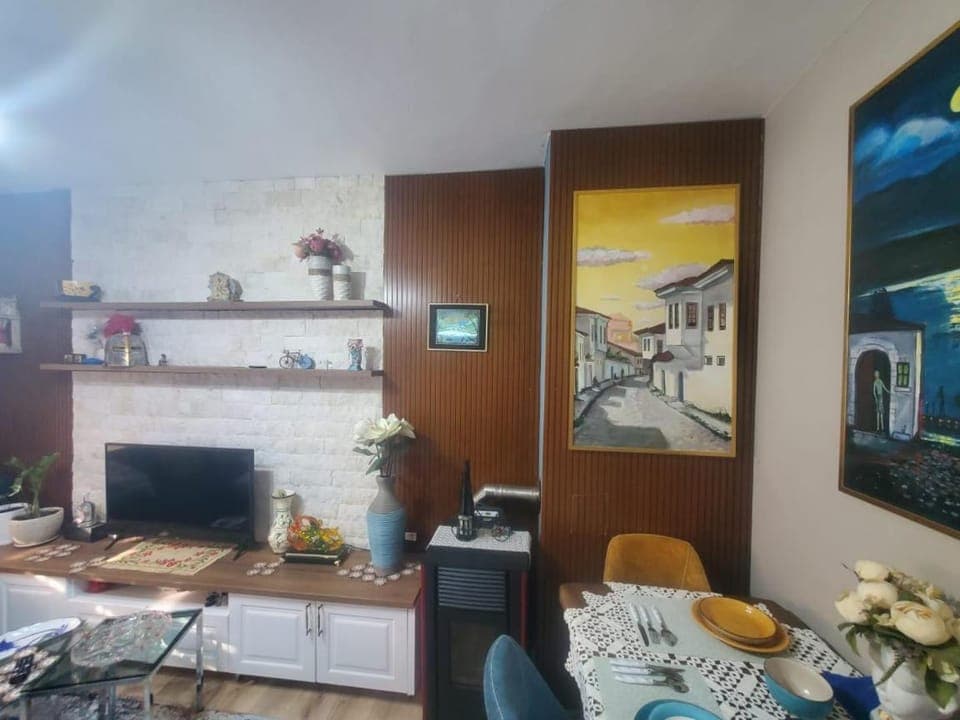 Communal lounge/ TV room, TV and multimedia