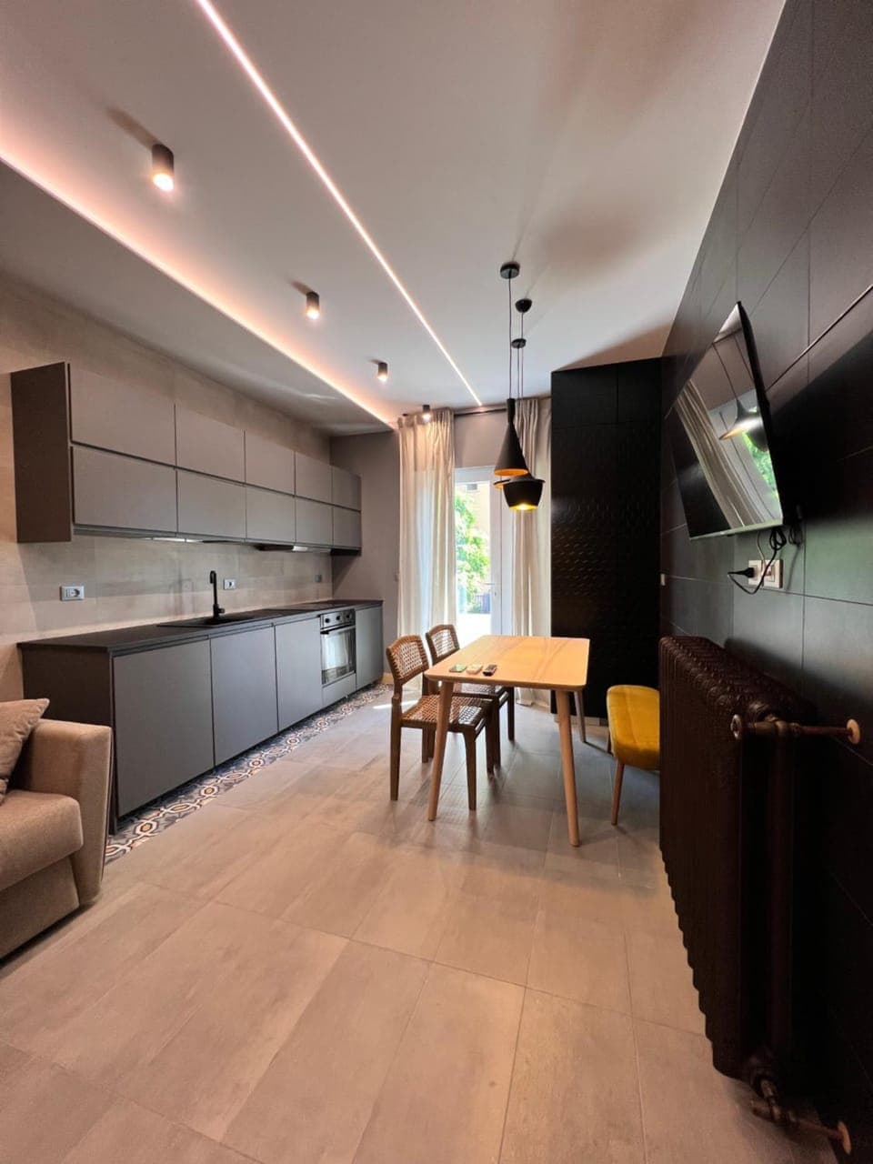 Kitchen or kitchenette, Living room, Dining area, stove