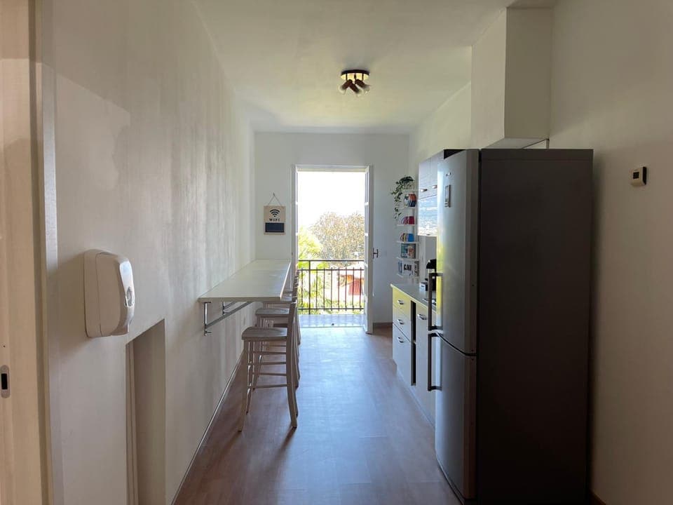 Communal kitchen, Breakfast