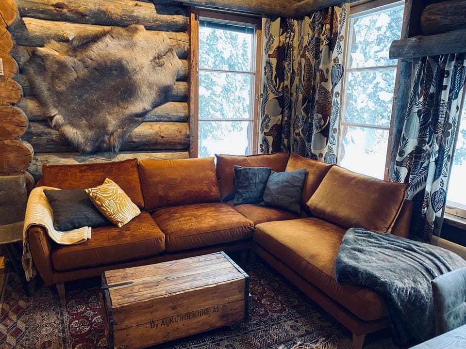 Living room, Seating area