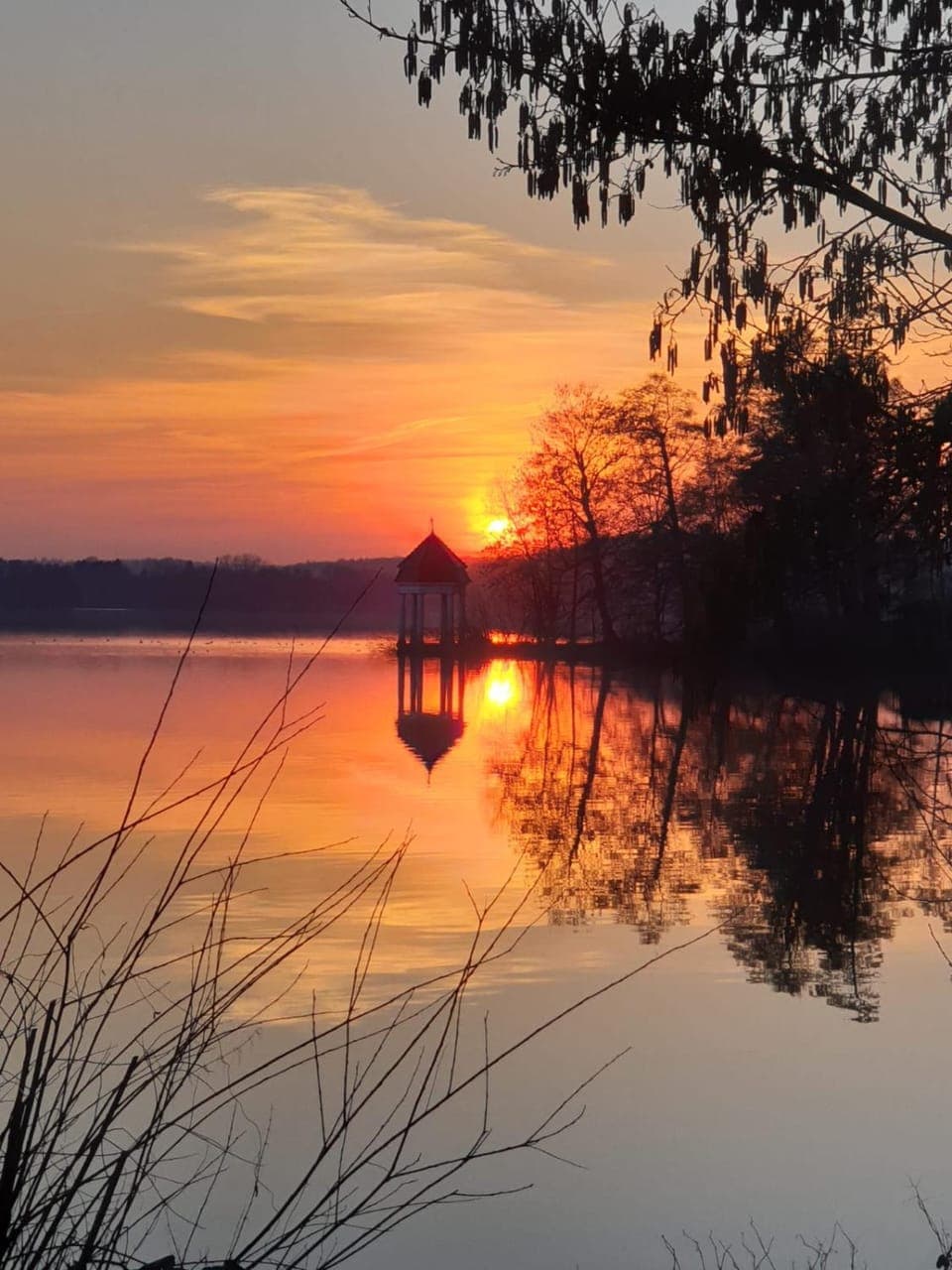 Nearby landmark, Winter