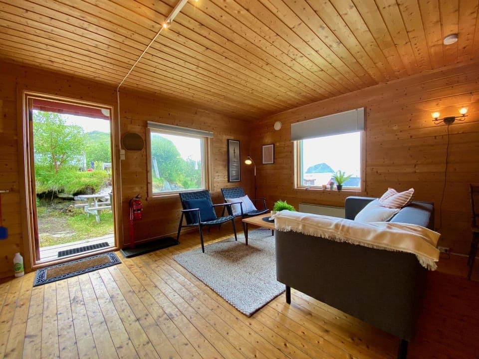 Living room, Photo of the whole room, Seating area
