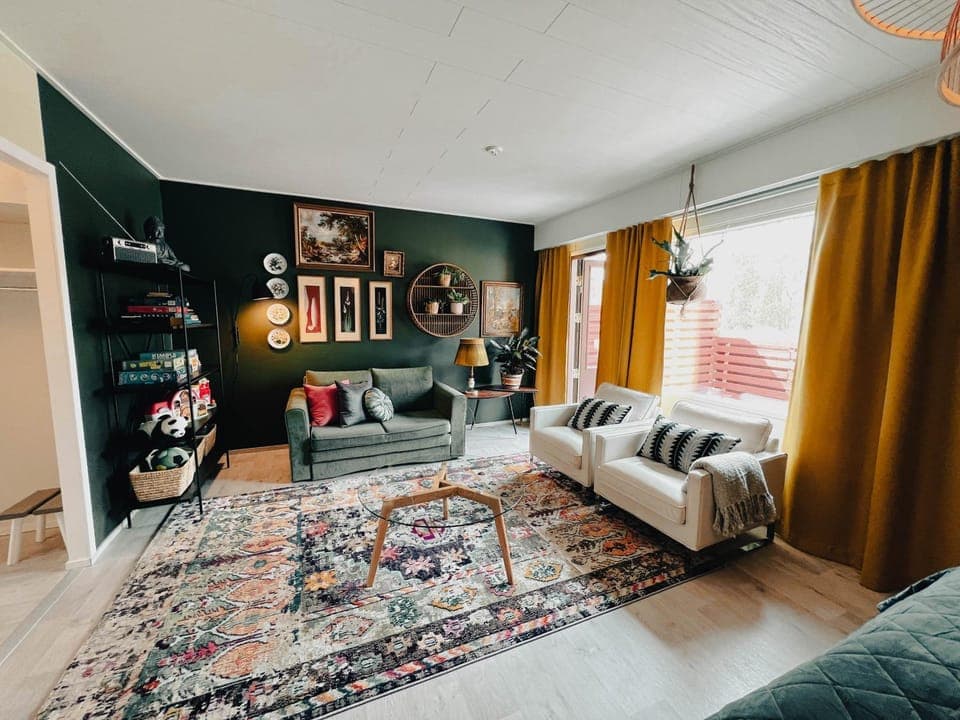 Living room, Photo of the whole room, Seating area, Bedroom