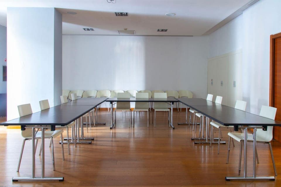 Meeting/conference room