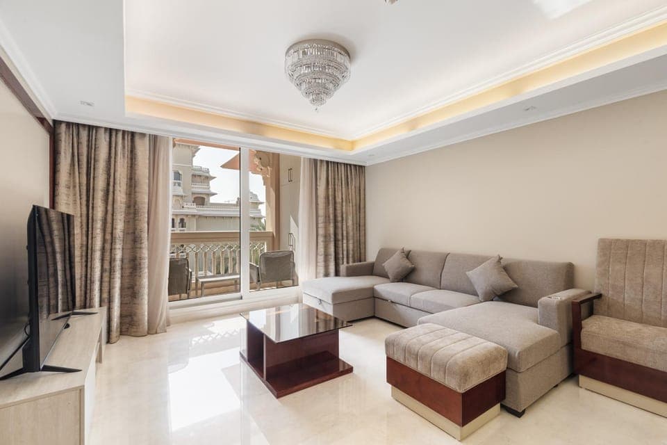 Living room, Entertainment