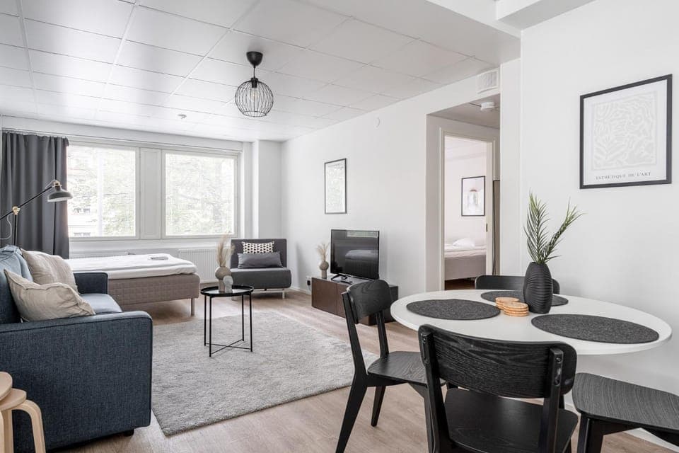 Living room, Dining area