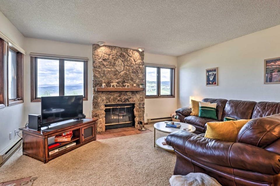 Mtn View Granby Condo w/ In-Unit Hot Tub! House in Granby