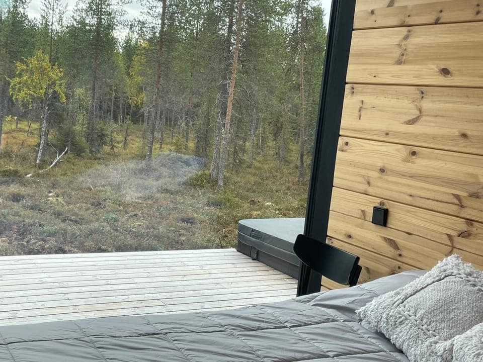 Bed, Day, Natural landscape, Bedroom