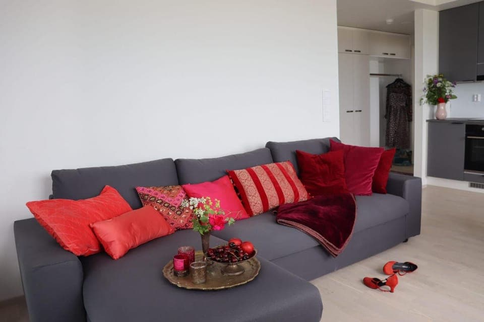 Uusi upea asunto järvinäköalalla ja autohallilla Apartment in Finland