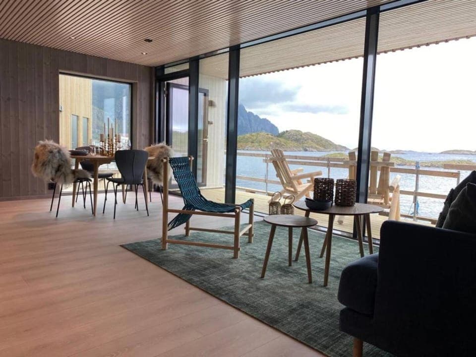 View (from property/room), Balcony/Terrace, Living room, Seating area, Dining area, Mountain view, Sea view
