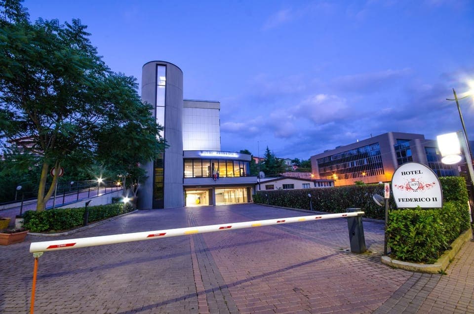 Property building, Facade/entrance, Night