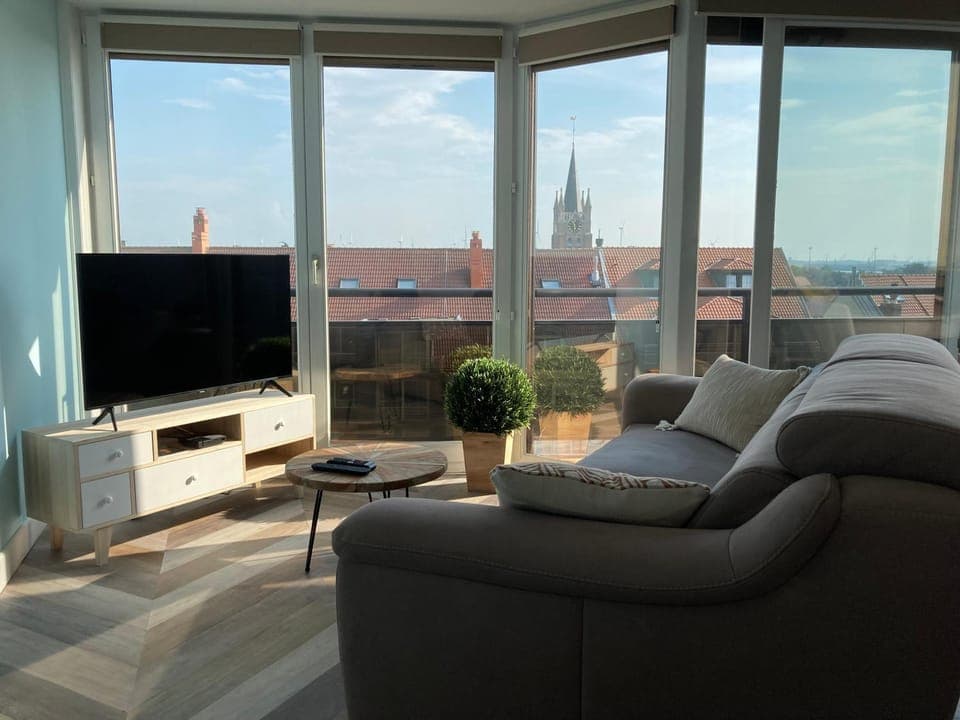 TV and multimedia, View (from property/room), Living room, Seating area