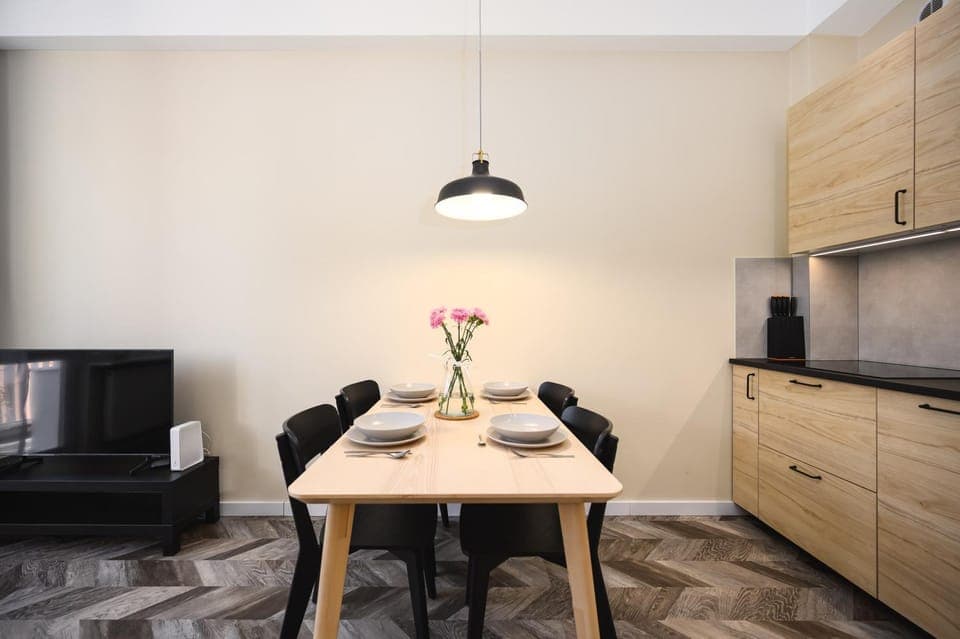 Kitchen or kitchenette, Living room, Seating area, Dining area, minibar