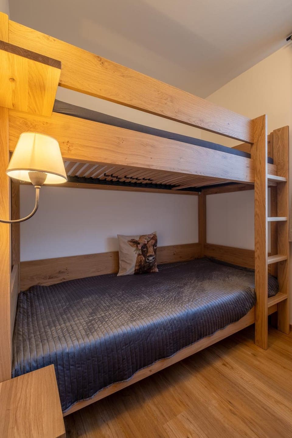 Bed, Bedroom, bunk bed