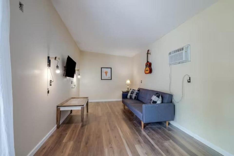 Bed, TV and multimedia