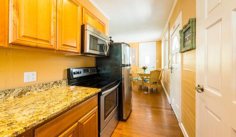 Coffee/tea facilities, Kitchen or kitchenette