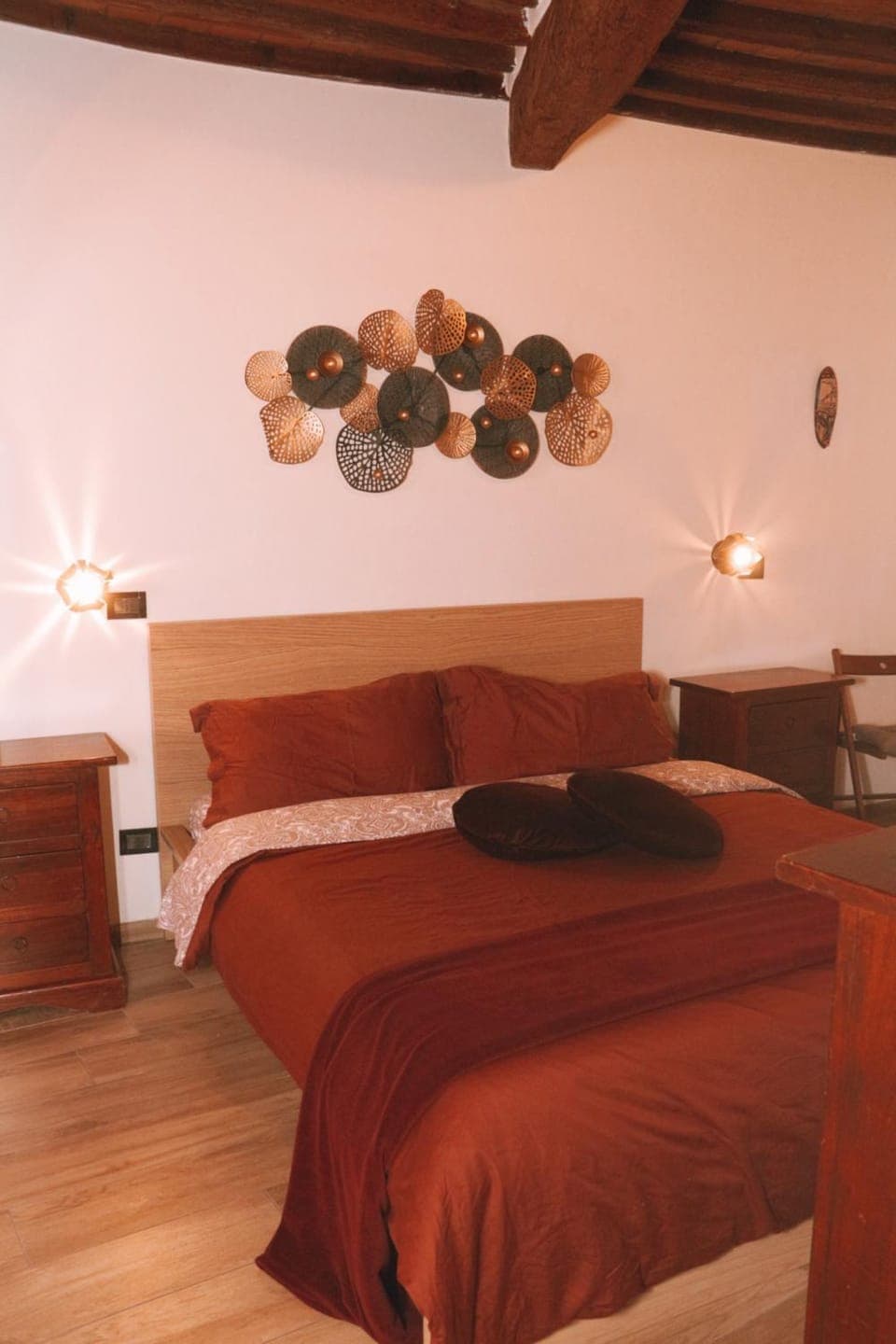 Bed, Photo of the whole room, Bedroom