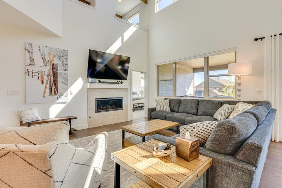 Furnished Deck & Hot Tub: Chic Granby Home! House in Granby