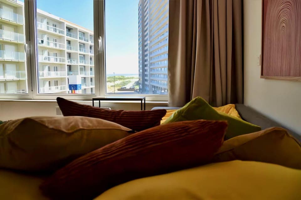 Living room, Sea view
