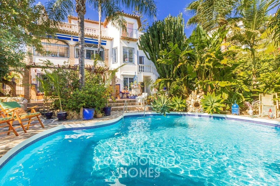 Garden, Garden view, Pool view, Swimming pool