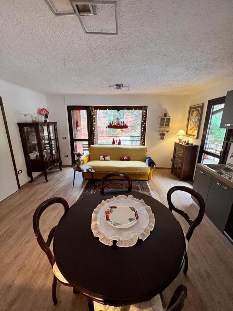 TV and multimedia, Living room, Dining area