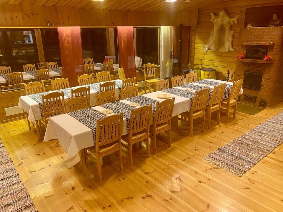 Restaurant/places to eat, Communal lounge/ TV room, Dining area