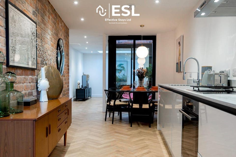 Kitchen or kitchenette, Dining area, minibar, pet friendly, stove