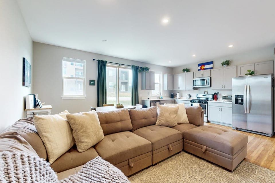 Modern Gem in Gypsum House in Eagle County