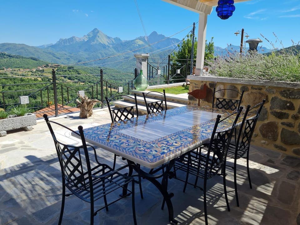 Patio, Balcony/Terrace, Mountain view, Breakfast