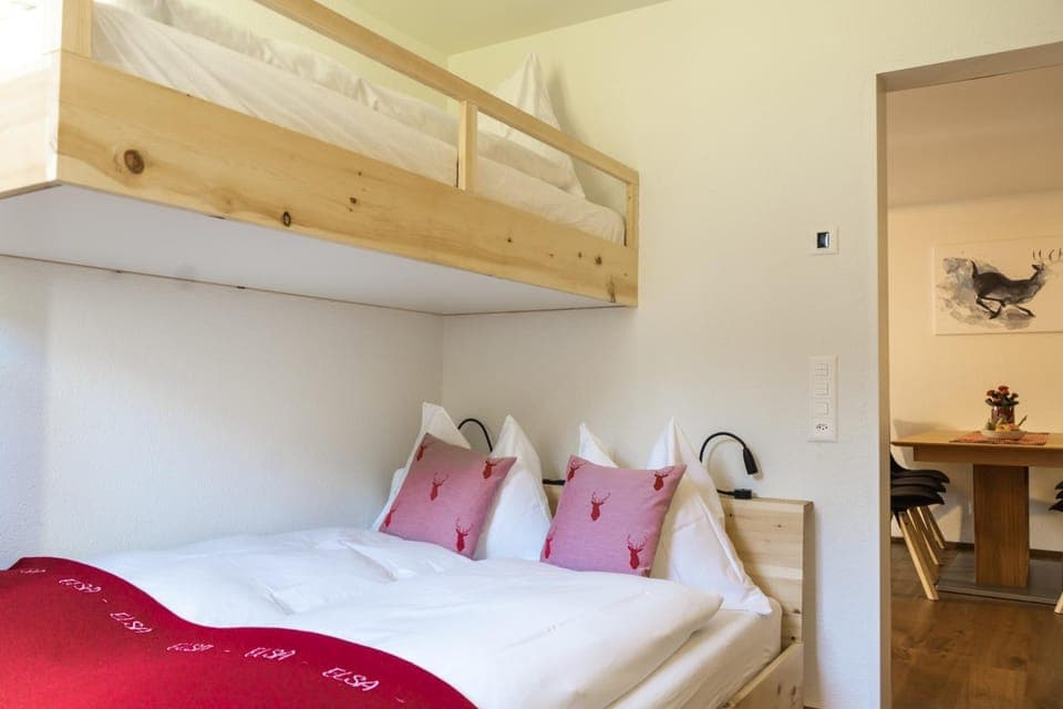 Bed, Photo of the whole room, Bedroom, bunk bed