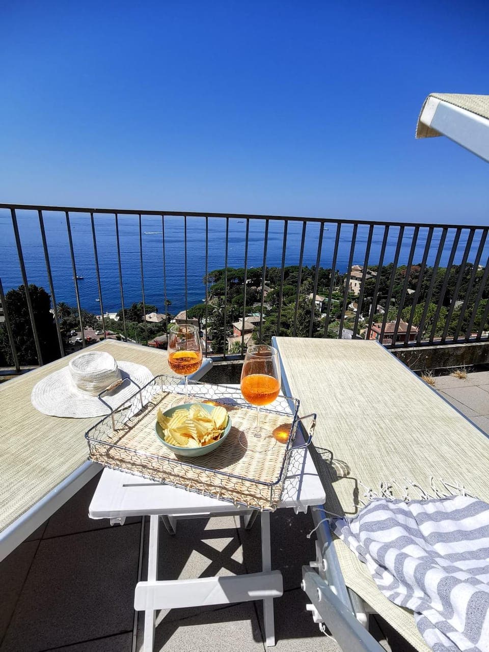 Day, View (from property/room), Balcony/Terrace, Balcony/Terrace, Food and drinks, Sea view