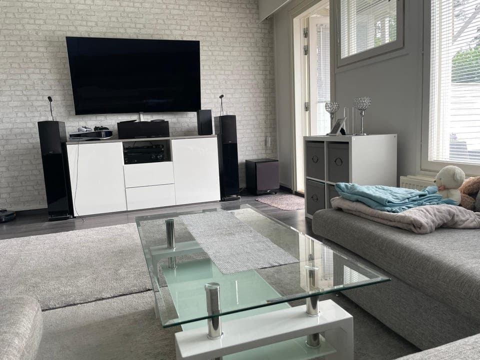 TV and multimedia, Living room, Seating area