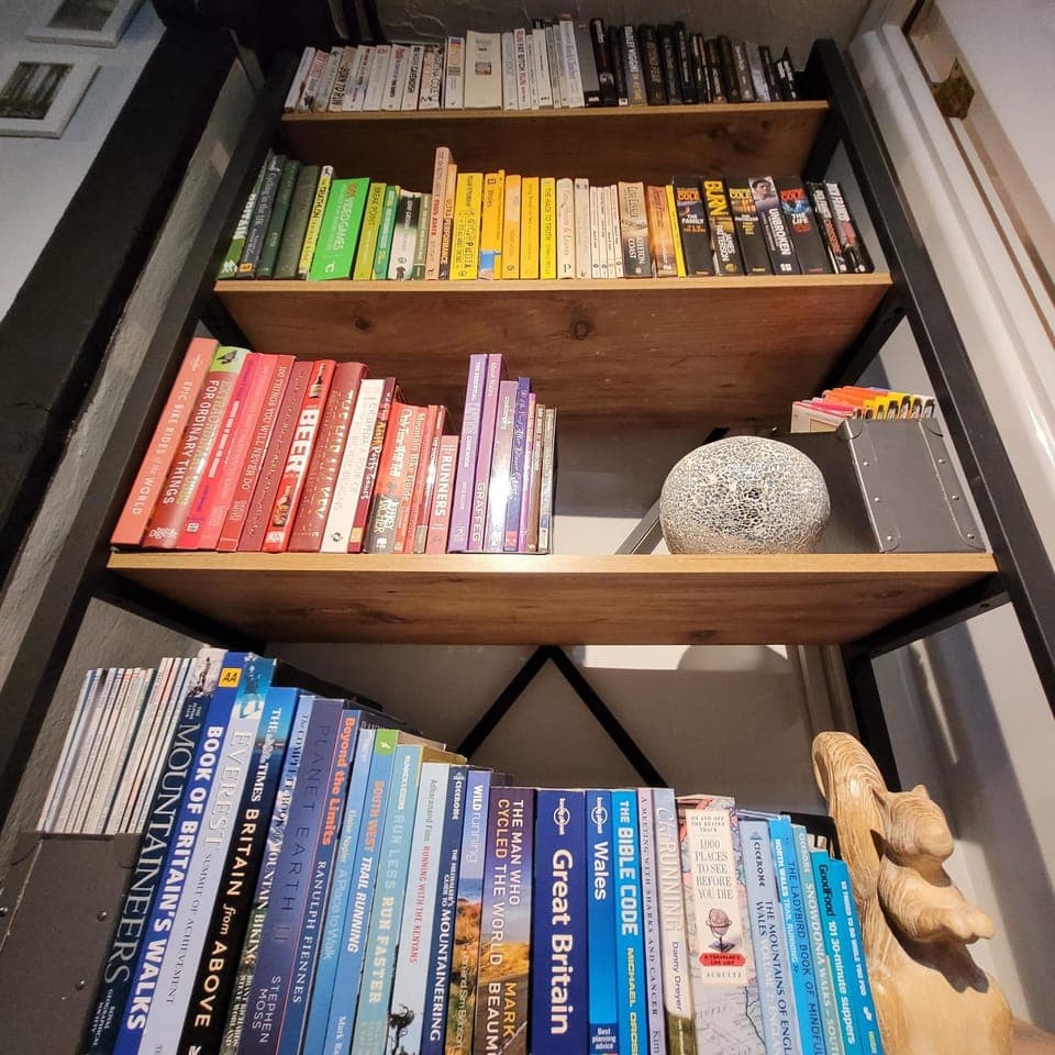 Library, Decorative detail