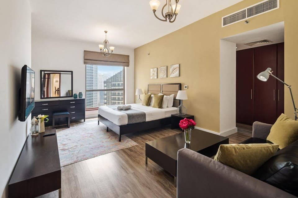 Photo of the whole room, Bedroom