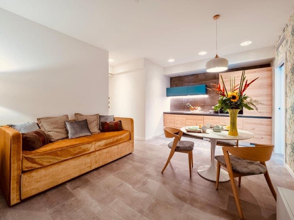 Kitchen or kitchenette, Living room, Dining area