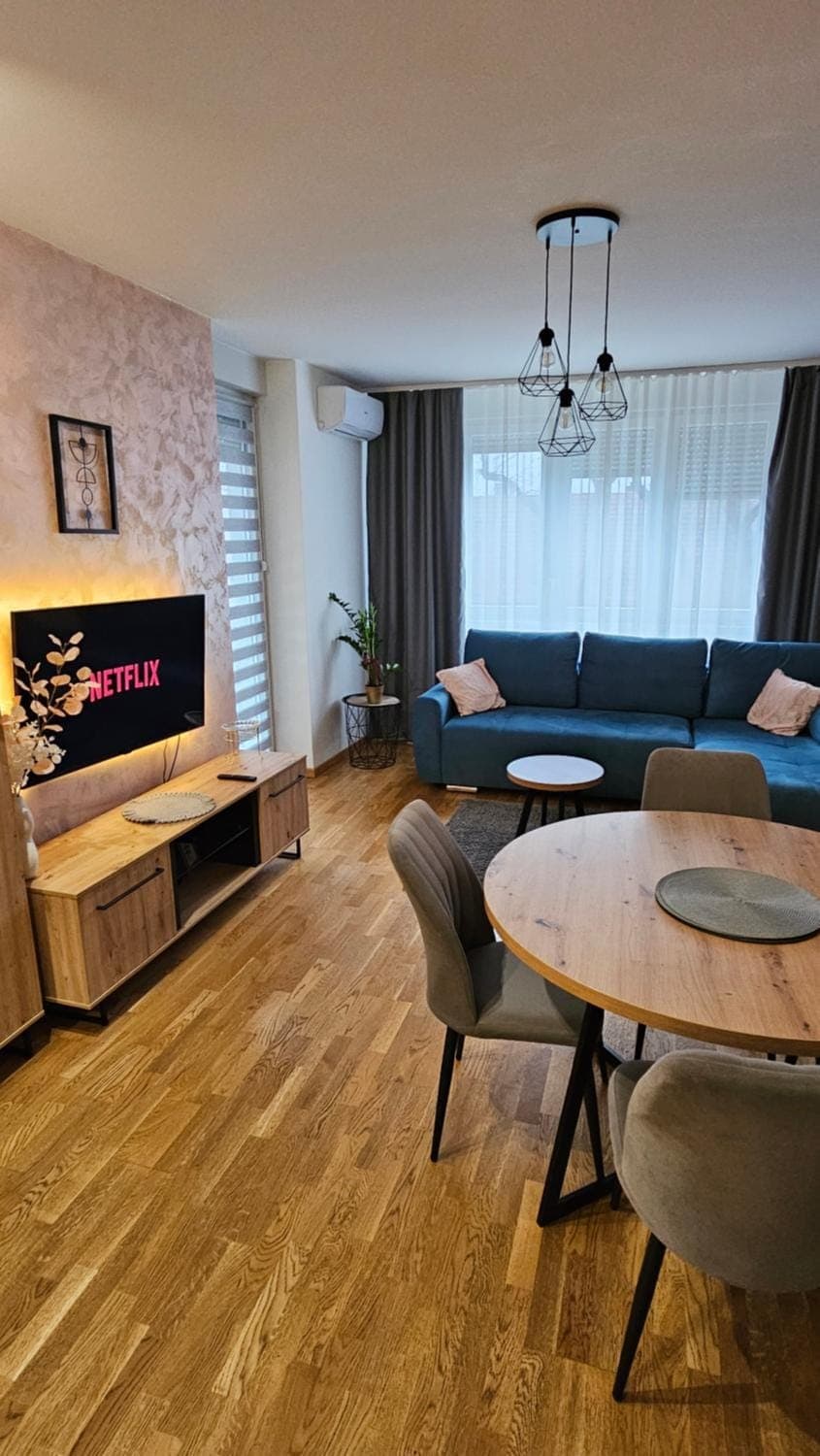 TV and multimedia, Living room, internet