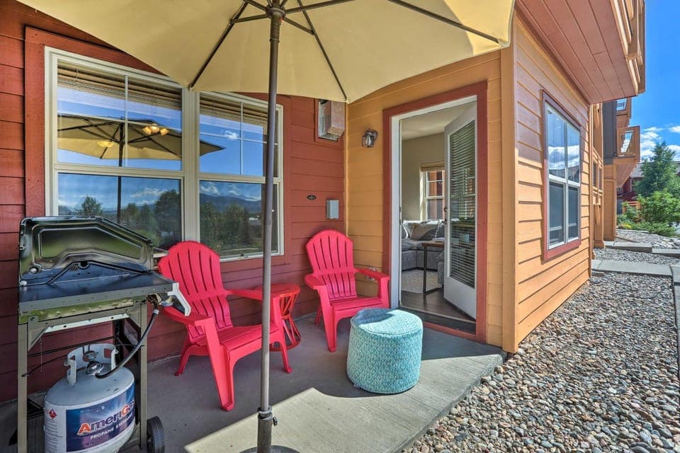Condo Near Winter Park Resort + Steps From Shuttle House in Fraser